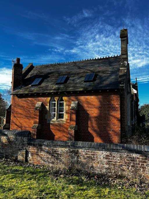 דירות Tibberton  The Old School House Retreat מראה חיצוני תמונה