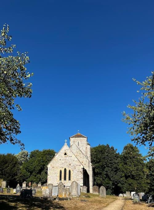 דירות Tibberton  The Old School House Retreat מראה חיצוני תמונה
