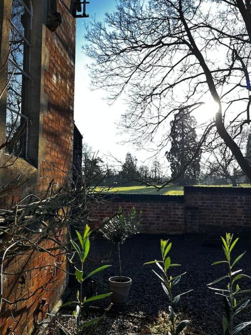 דירות Tibberton  The Old School House Retreat מראה חיצוני תמונה
